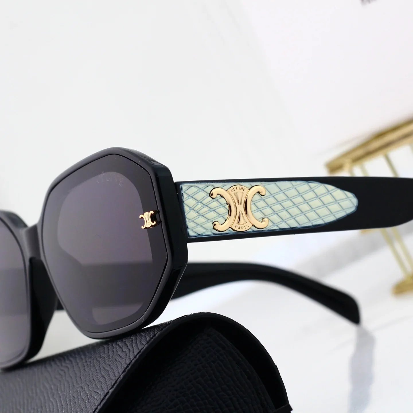 4 colors of trendy sunglasses 6602
