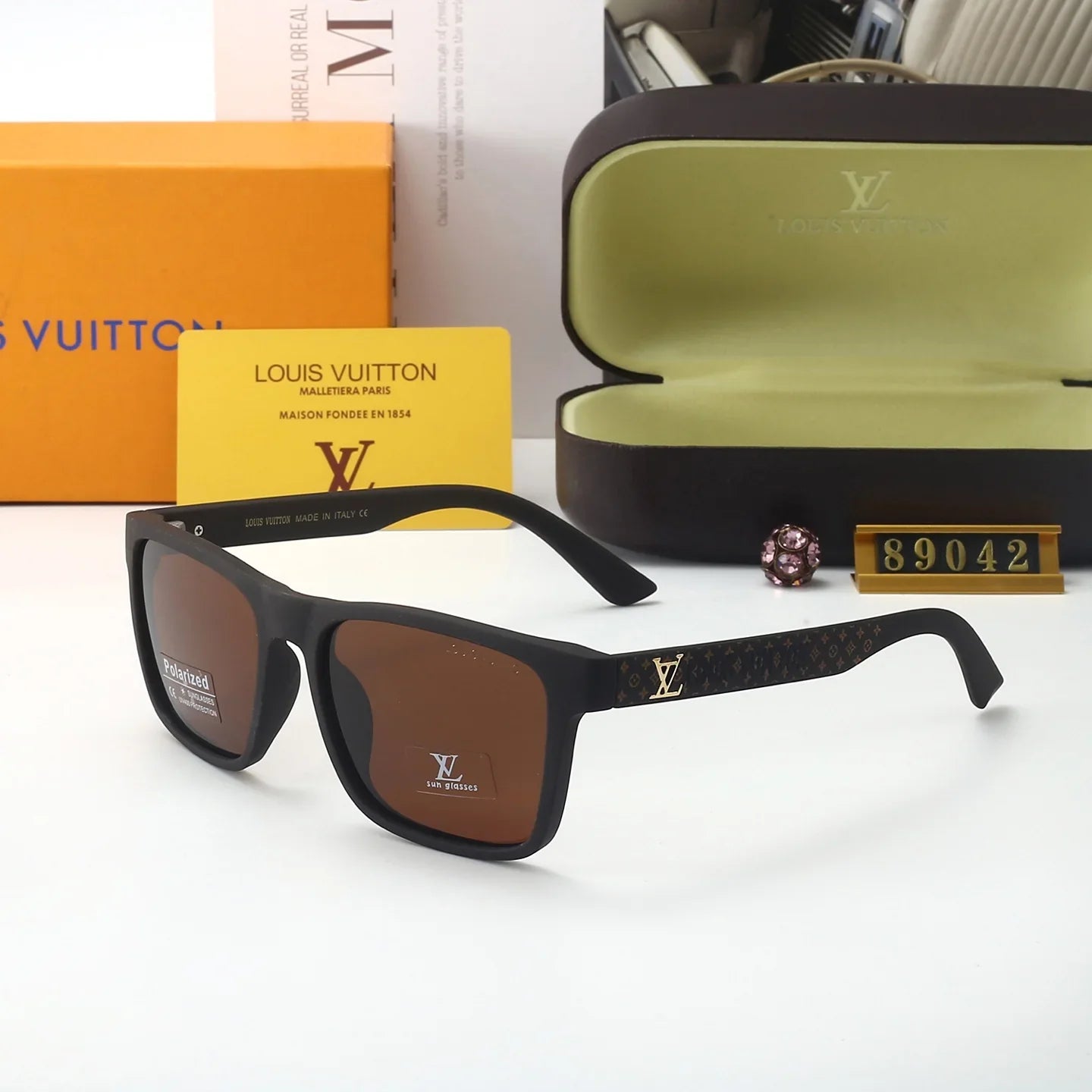 4 colors trendy fashion sunglasses 89042