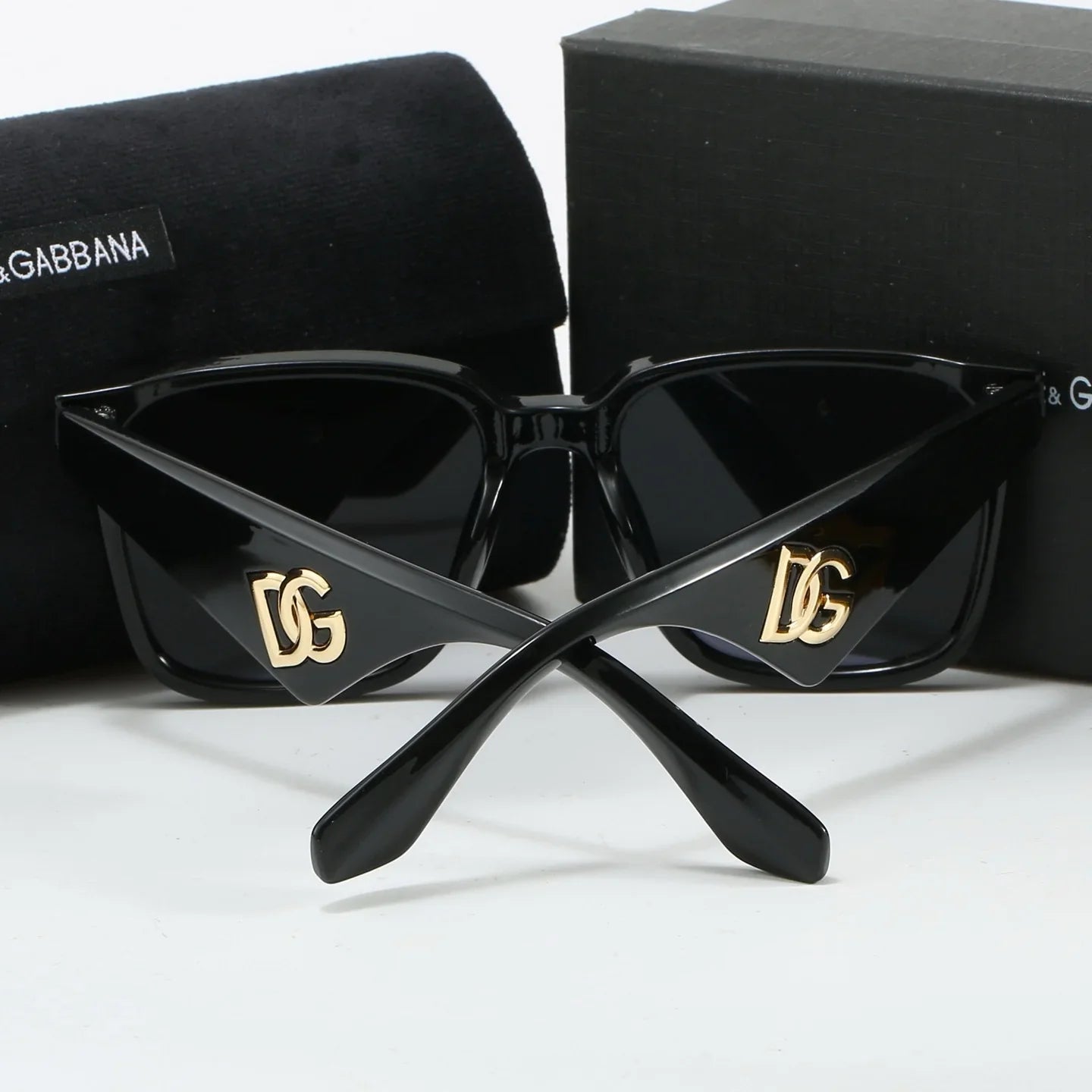 6 colors of fashionable and popular triangle-leg sunglasses  4258